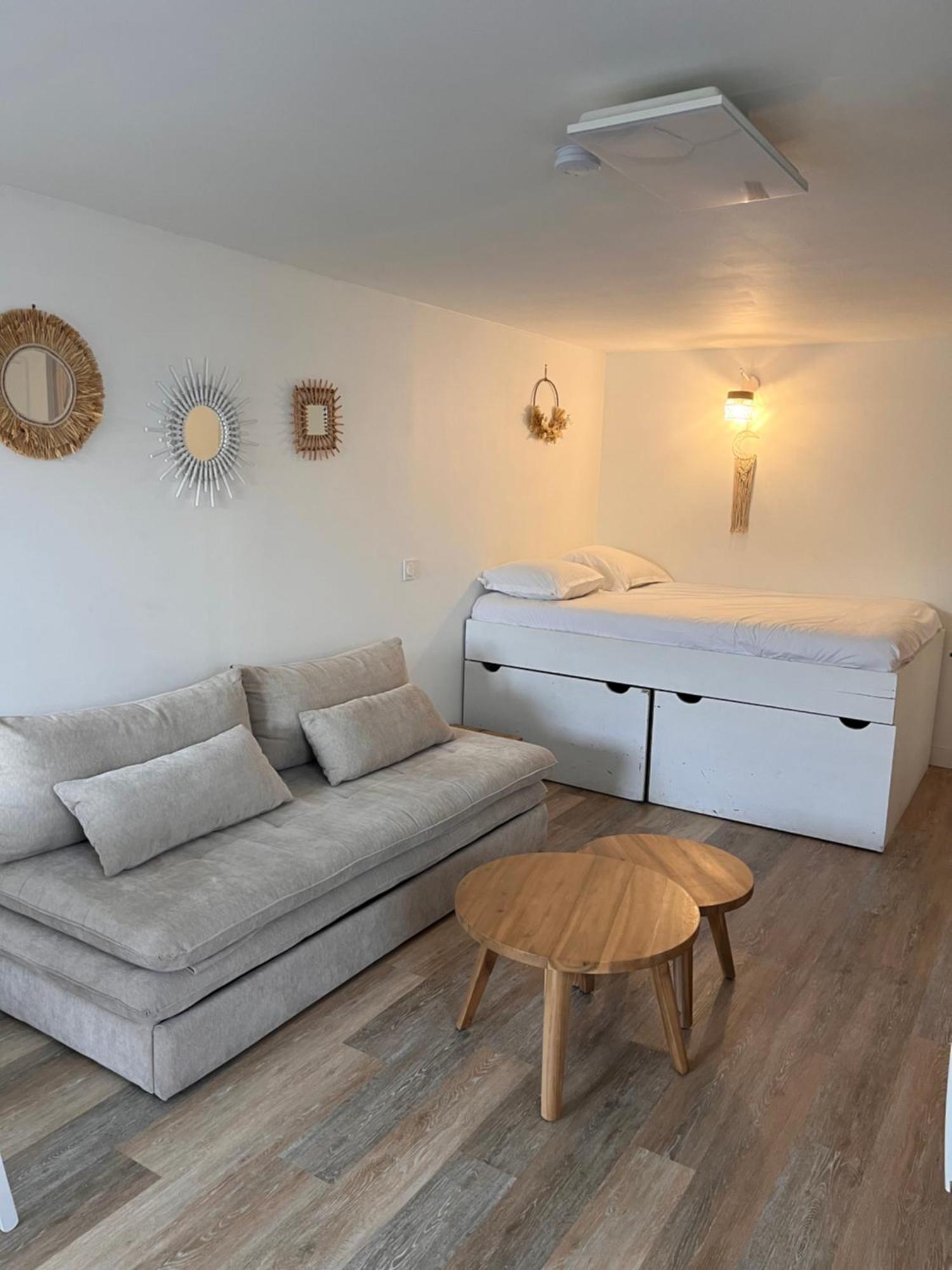Apartment Avec Terrasse Martin De Re Saint-Martin-de-Re